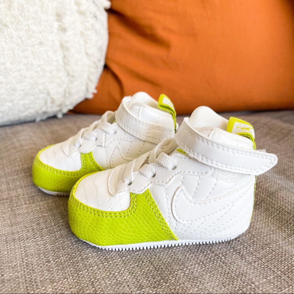 JORDANS Infant white and lime green sneakers